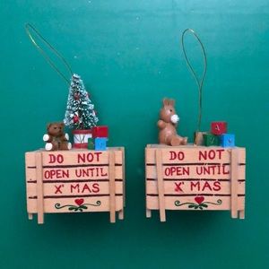 Set of 2 Wood Crate Xmas Gift Ornaments